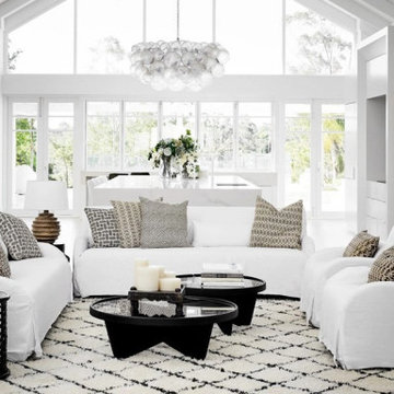 Expert Advice on How to Buy A Hampton Style Sofa