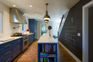 Inspiration for a contemporary kitchen remodel in Seattle
