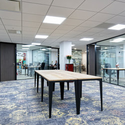 Tables de bureaux professionnels sur-mesure - Products