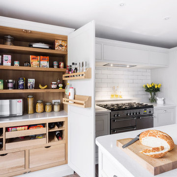 A Beautiful & Classic Family Kitchen By Burlanes