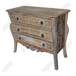 WOODEN CHEST OF DRAWERS -ANTIQUE AND RUSTIC FURNITURE - Furniture