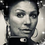 Donna Martin's photo