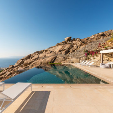 Infinite Blue Villa
