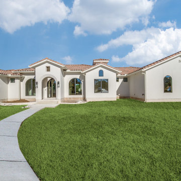 Spanish: 3,430 ft², 4 BR/3.5 BA/1 ST
