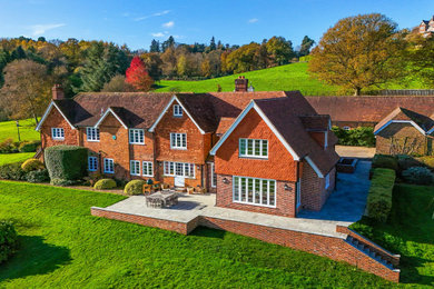 Country exterior home idea in Surrey