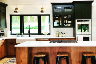 Cottage kitchen photo in Seattle