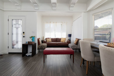 Example of a 1960s family room design in San Francisco
