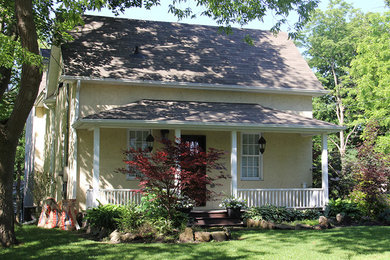 Inspiration for a country exterior home remodel in Toronto