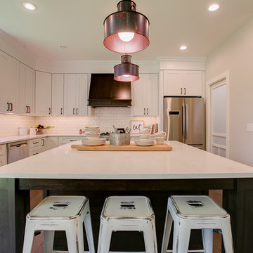 Farmhouse Chic Hits Minneapolis Suburb!!