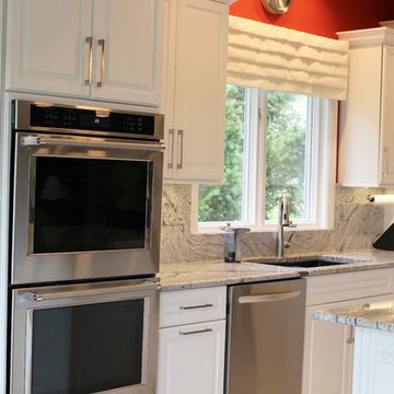 Geneseo, IL- Painted White Kitchen With Mirrored Cabinets and Full-Height Splash