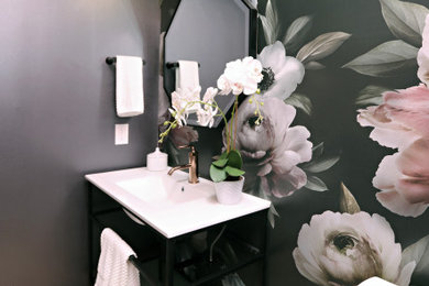 Photo of a country powder room in Los Angeles.