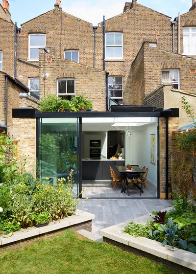 Contemporary Exterior by Granit Chartered Architects