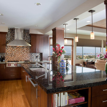Custom Kitchen Cabinets