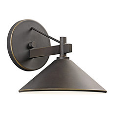 Indoor/Outdoor Wall 1-Light, 8"x9.25"x7.5"