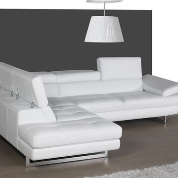 A761 Sectional Sofa in White Leather