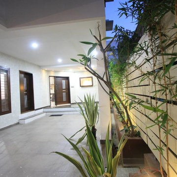 The Linear Expanse House