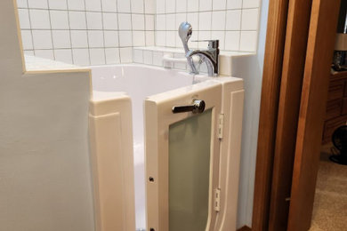 Bathroom - small bathroom idea in Wichita