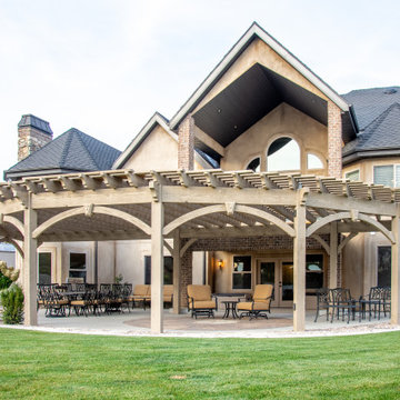Entertainment Size | Curved Radius Style Pergola