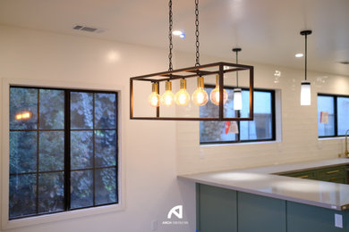 Example of a kitchen design