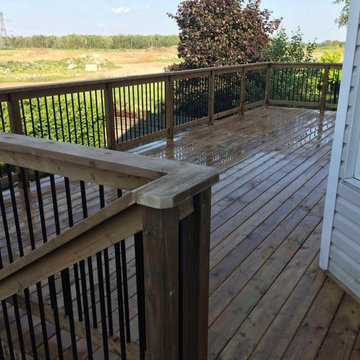 Second Story Deck in Stittsville, Ontario by FeDeck.com