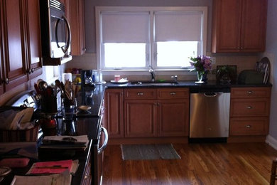 Inspiration for a timeless kitchen remodel in New York