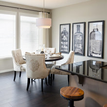 eat-in kitchen