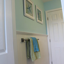 Bathroom wall color