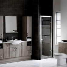 1st Floor Bath