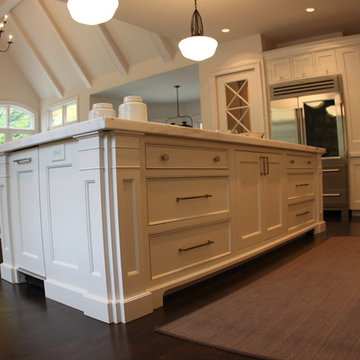 Transitional white kitchen