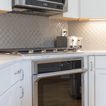 Kitchen Remodeling With Huge Counter Space & Modern Stainless Steel Appliances