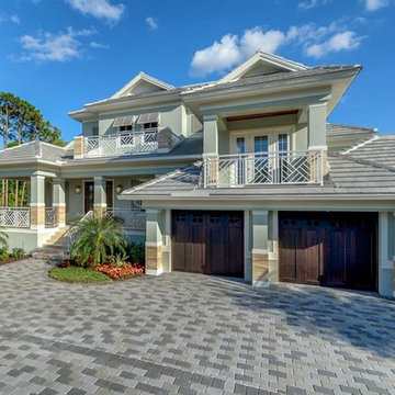 Exterior Home Photos in Naples