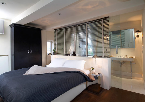 Contemporary Bedroom by Luigi Fragola Architects