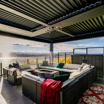 Bearspaw Upper Deck StruXure Pergola with Vanishing TV