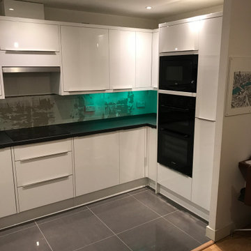 Modern Gloss white kitchen