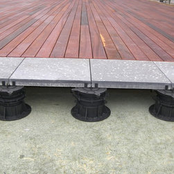 Versijack Pedestals - Deck Tiles And Planks