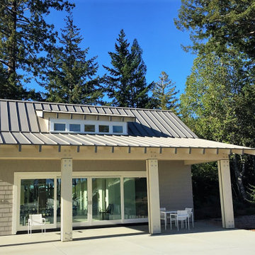 Poolhouse