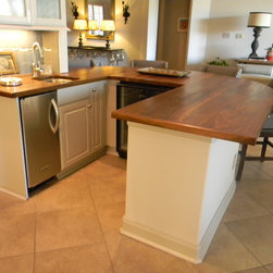 Walnut bar - Products