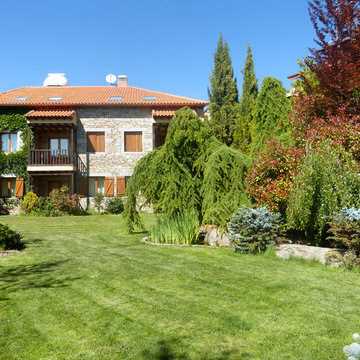 El jardín de Teresa Dorn en Hoyos del espino