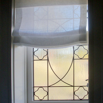Traditional Style Bathroom Window - Style Guide - Clear Textures