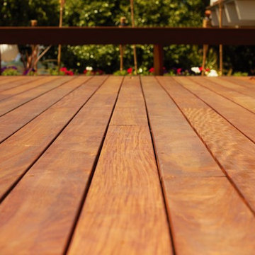 IPE Split level deck with Lighted stairs and stainless steel cable railing