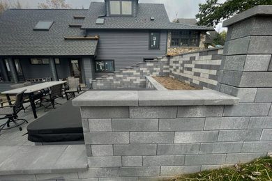 Example of a patio design in Detroit