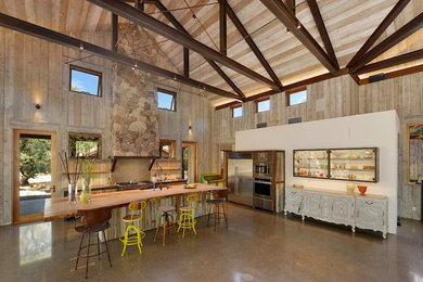 Inspiration for a country kitchen in San Francisco.