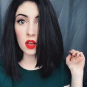 Ri Mo's photo