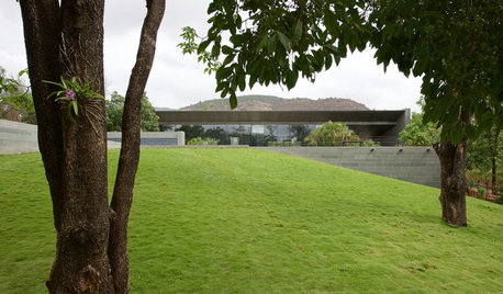 Houzz Tour: A Context-Sensitive Weekend Home Near Mumbai