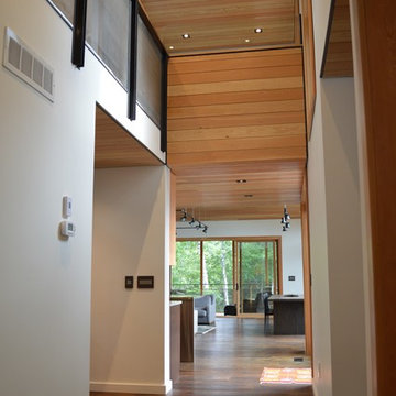 Four Season Cottage near Haliburton