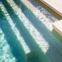 PIscina Sena 5 en color Sand, producto de la Gama exclusiva Kerapool - Products