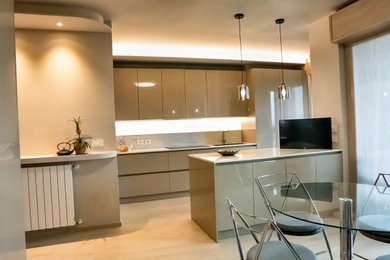 Foto di una cucina minimalista