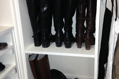 Inspiration for a transitional closet remodel in Denver