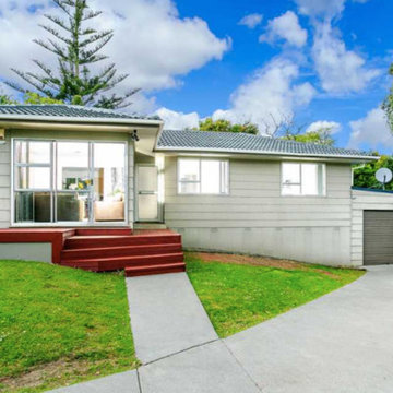 S O L D 136 Waimumu Road