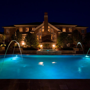 Lake Forest, IL Swimming Pool and Raised Hot Tub with Laminar Fountains